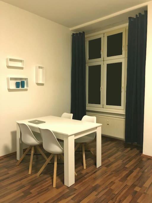750 Sft Lovely Apartment In Central Berlin Mitte Exterior photo
